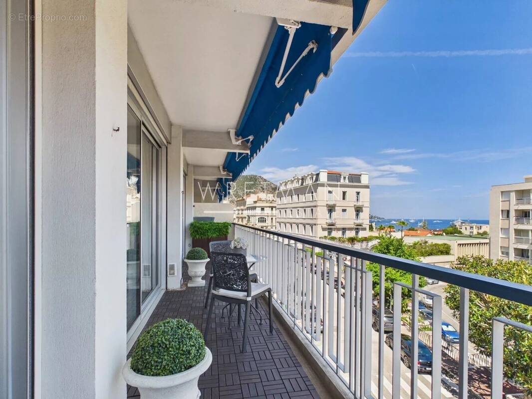 Appartement à BEAULIEU-SUR-MER
