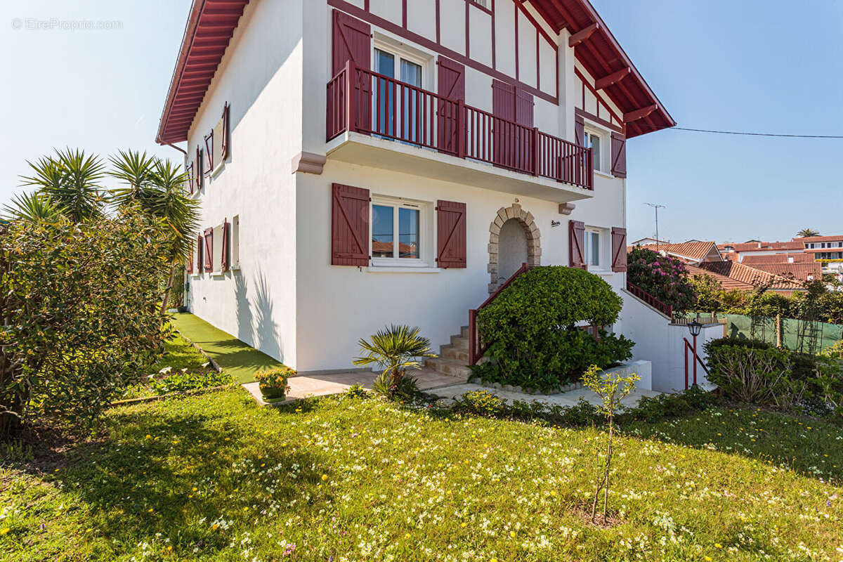 Appartement à CIBOURE