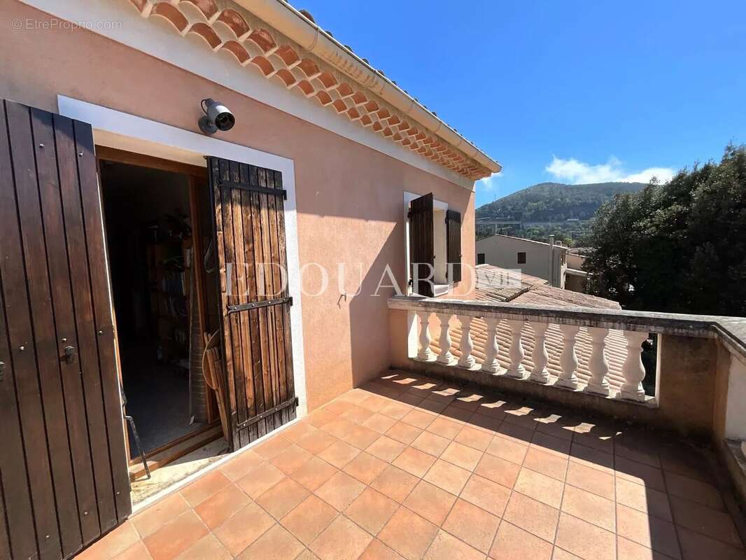 Maison à LA TURBIE