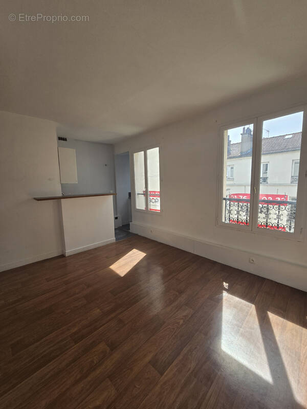 Appartement à PARIS-14E