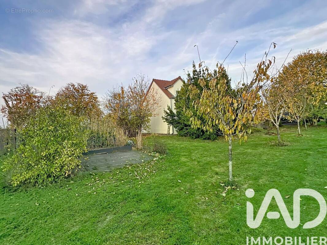 Photo 1 - Maison à EVRY-GREGY-SUR-YERRE