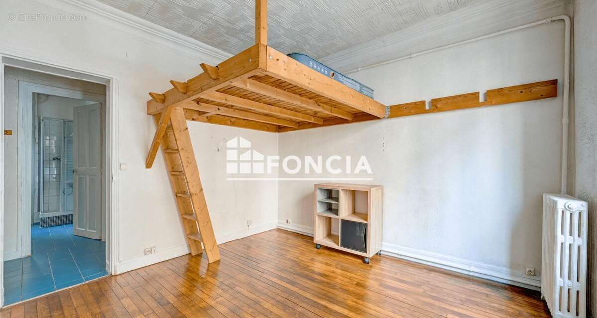 Appartement à VANVES