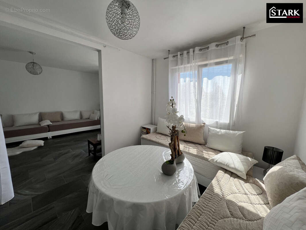 Appartement 70 m² à Lure  - photo 3