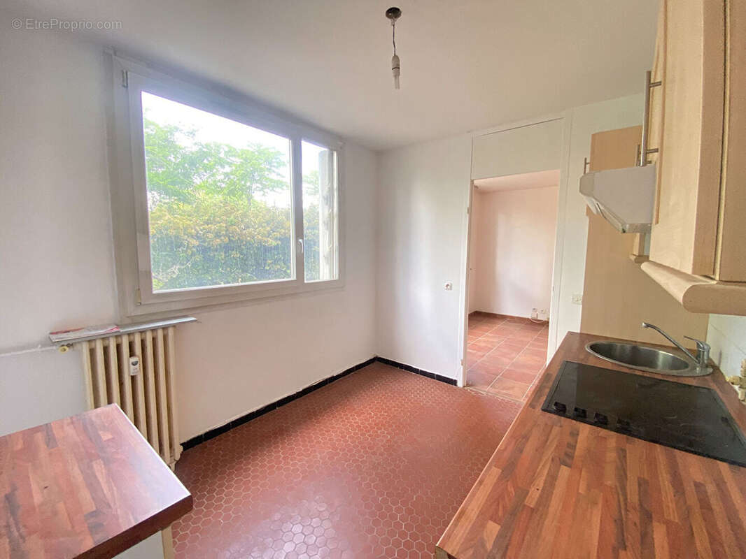Appartement à LYON-8E