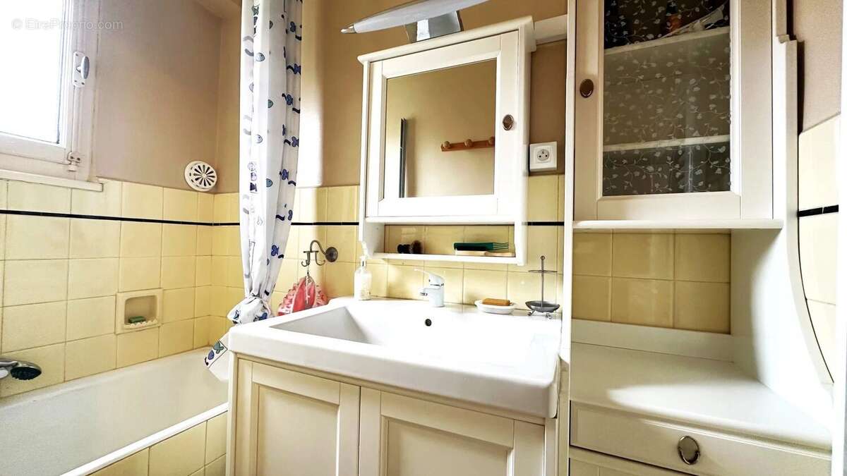 Maison à PERRIGNIER