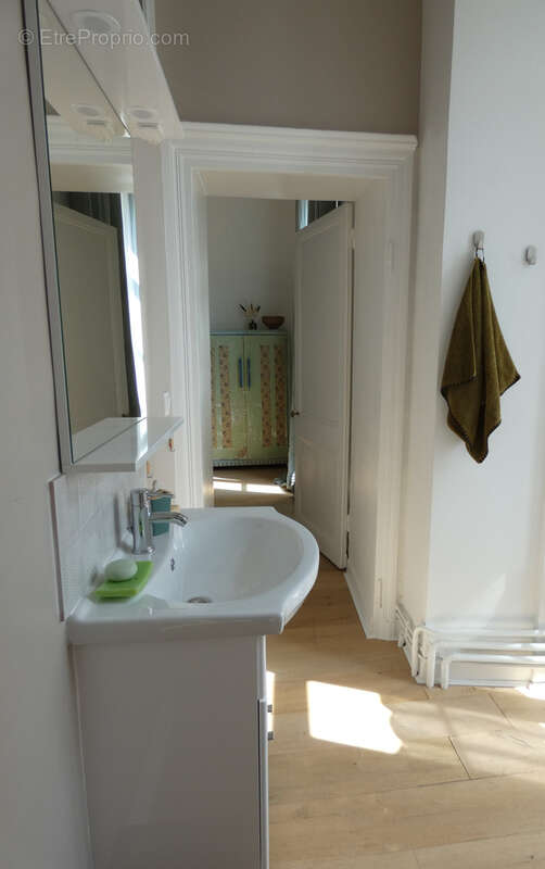 Appartement atypique avec jardin de 200 m2 - photo 8