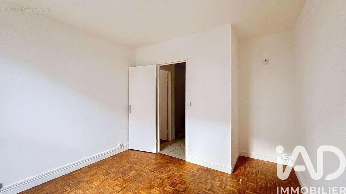 Photo 5 - Appartement à VILLENEUVE-LA-GARENNE