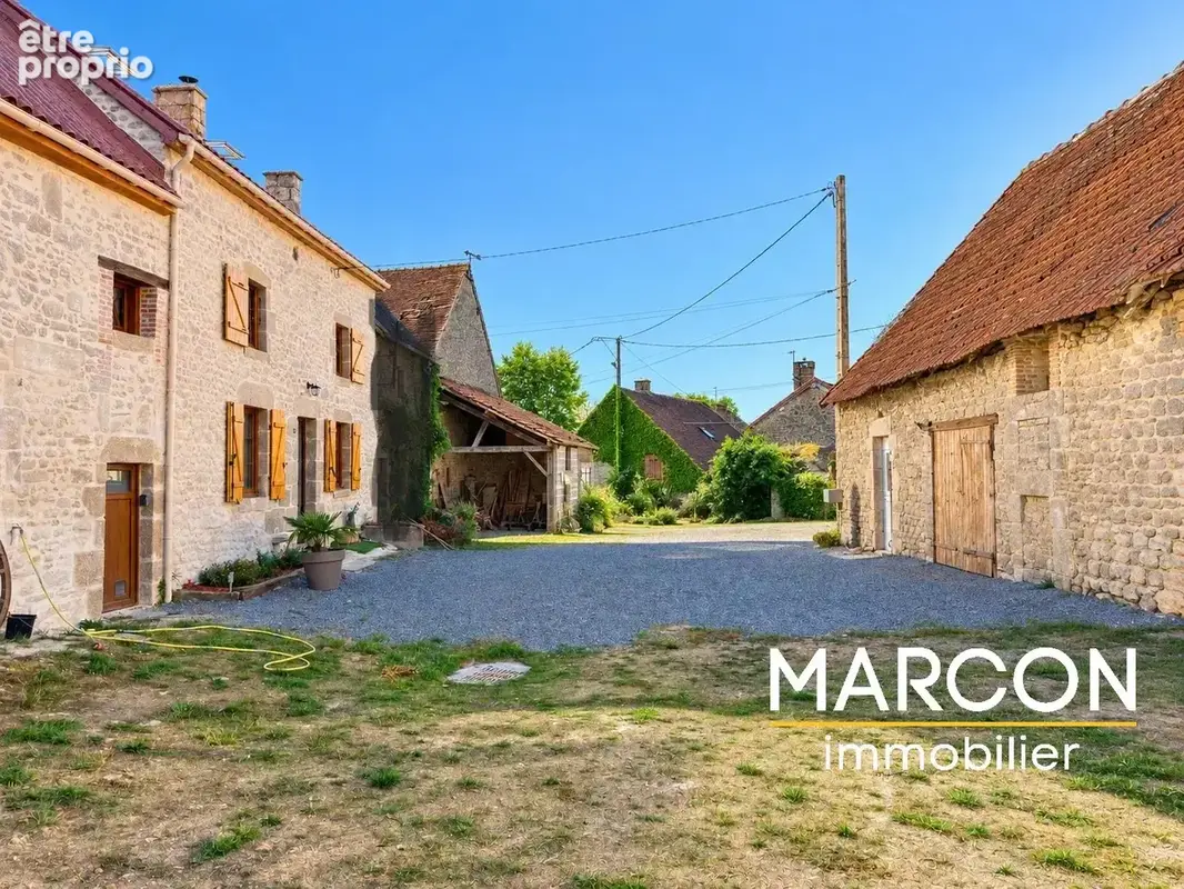 Ensemble immobilier de charme – secteur des trois lacs – maison rénovée, dépendances et studio indépendant - photo 21