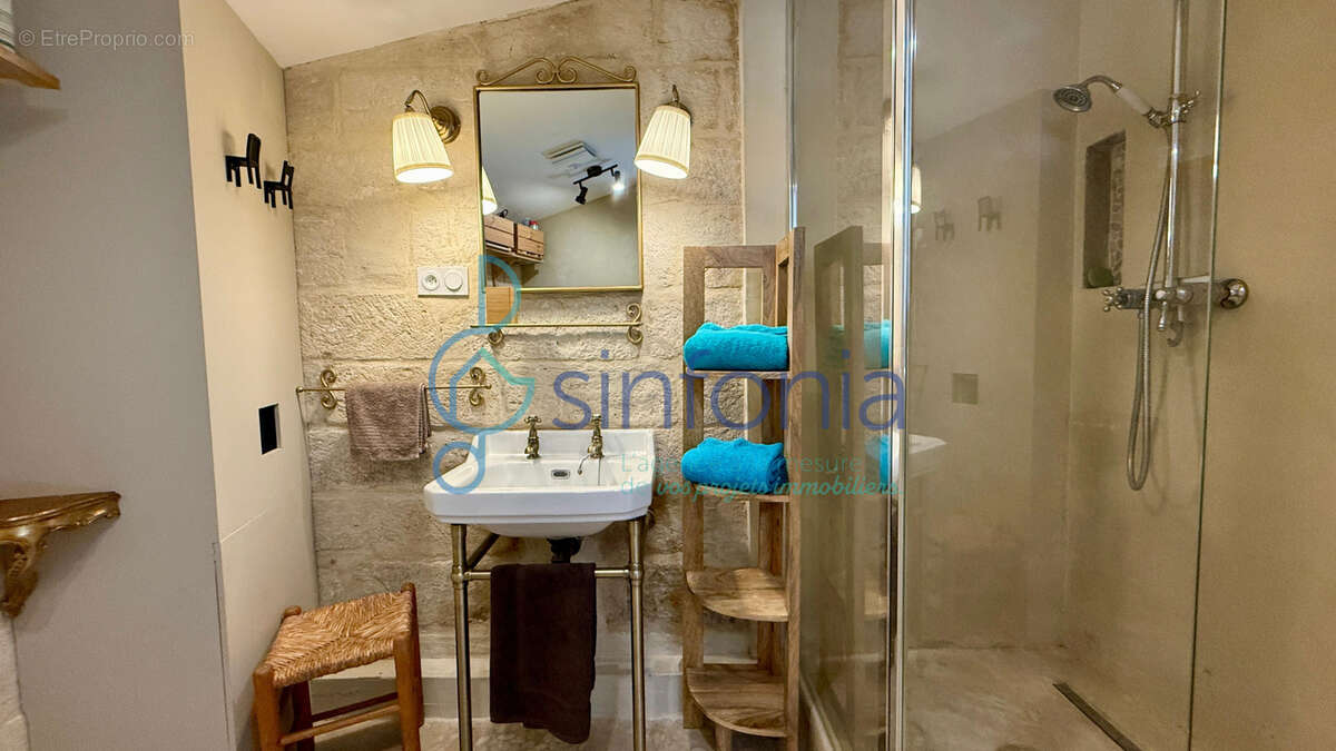 Appartement à UZES