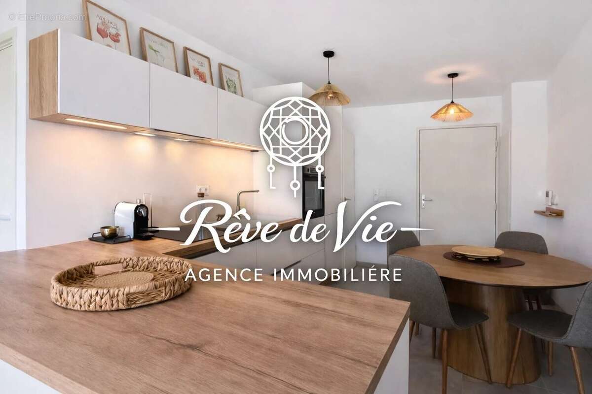 Appartement à BORMES-LES-MIMOSAS