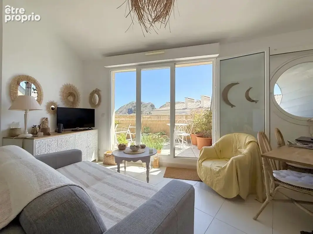 Appartement 2 pièces 43 m² à vendre à La Ciotat (13600) - photo 2