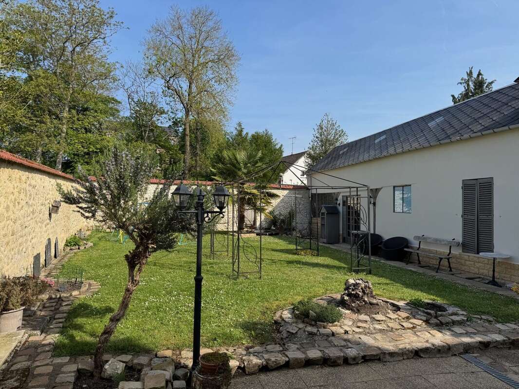 Maison à PACY-SUR-EURE