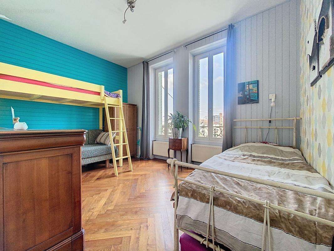 Appartement à VENISSIEUX