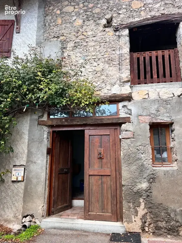 Maison 7 pièces 137 m² à vendre à Claix (38640) - photo 3