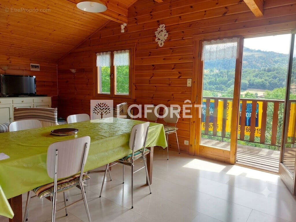 Maison Le Menil 3 pièce(s) 65 m2 - photo 2