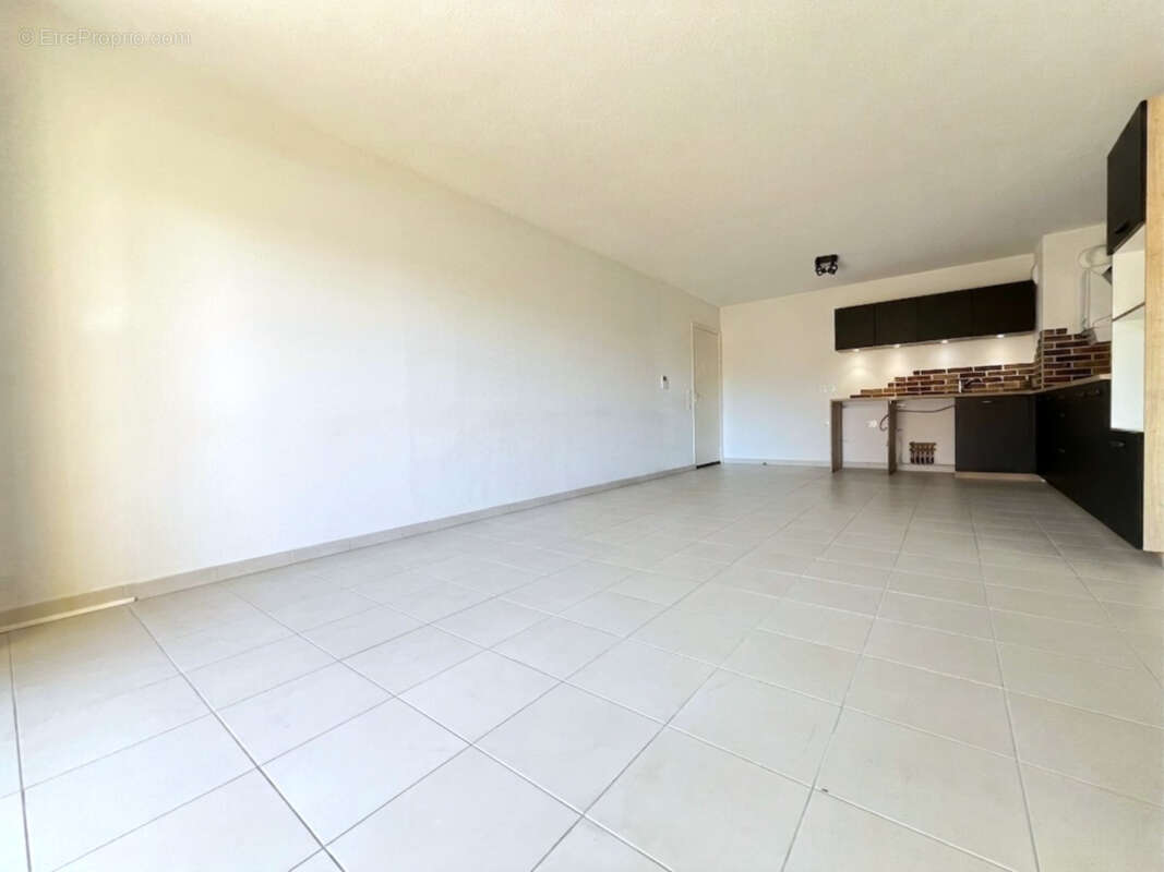 Appartement à LA COLLE-SUR-LOUP