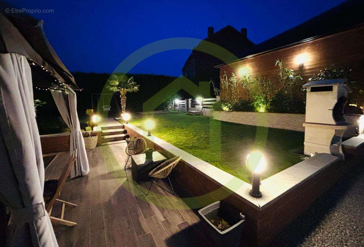 Maison à VERCHAIN-MAUGRE