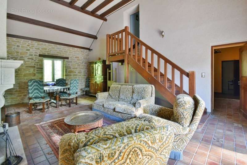 Maison à LA CHAUX-EN-BRESSE