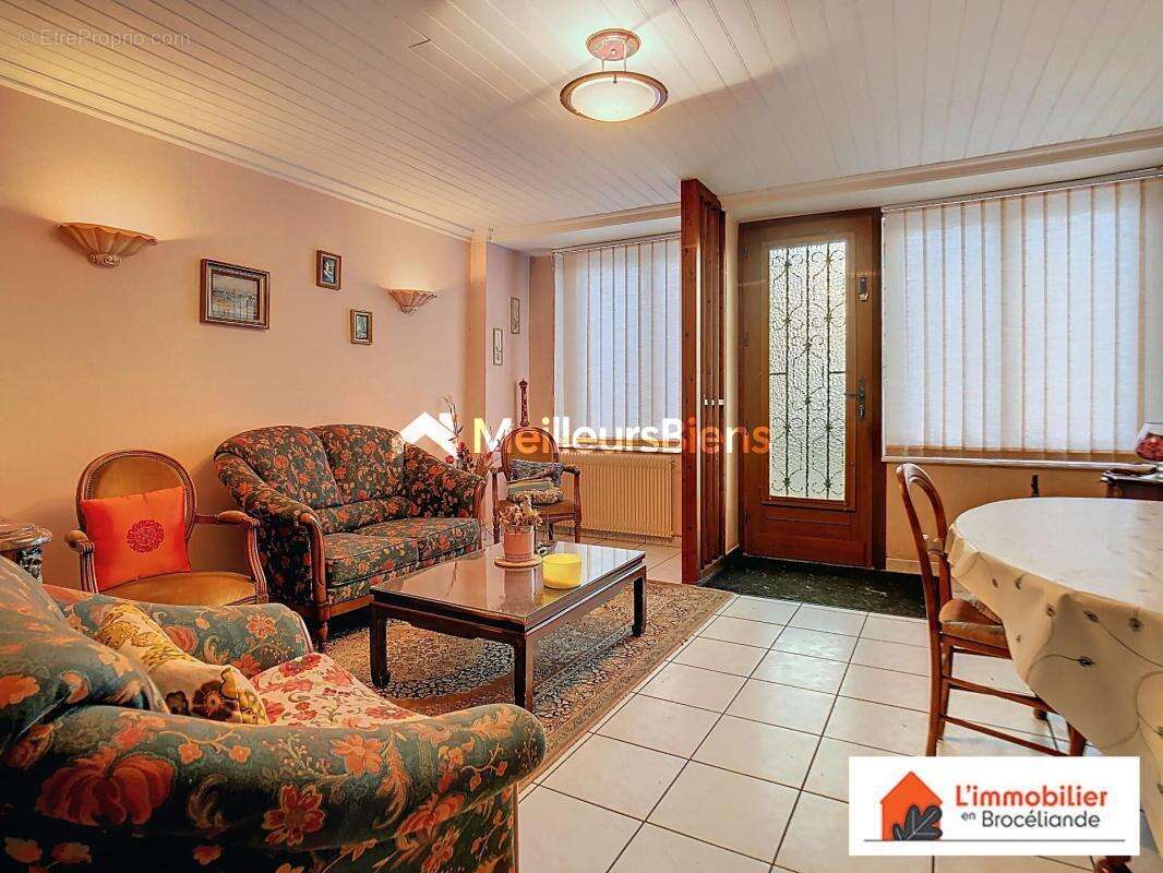 Maison à PLELAN-LE-GRAND