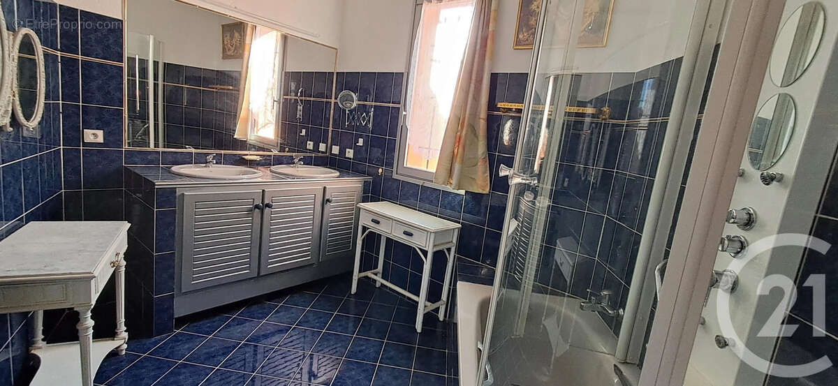 Maison à SAINT-CYPRIEN