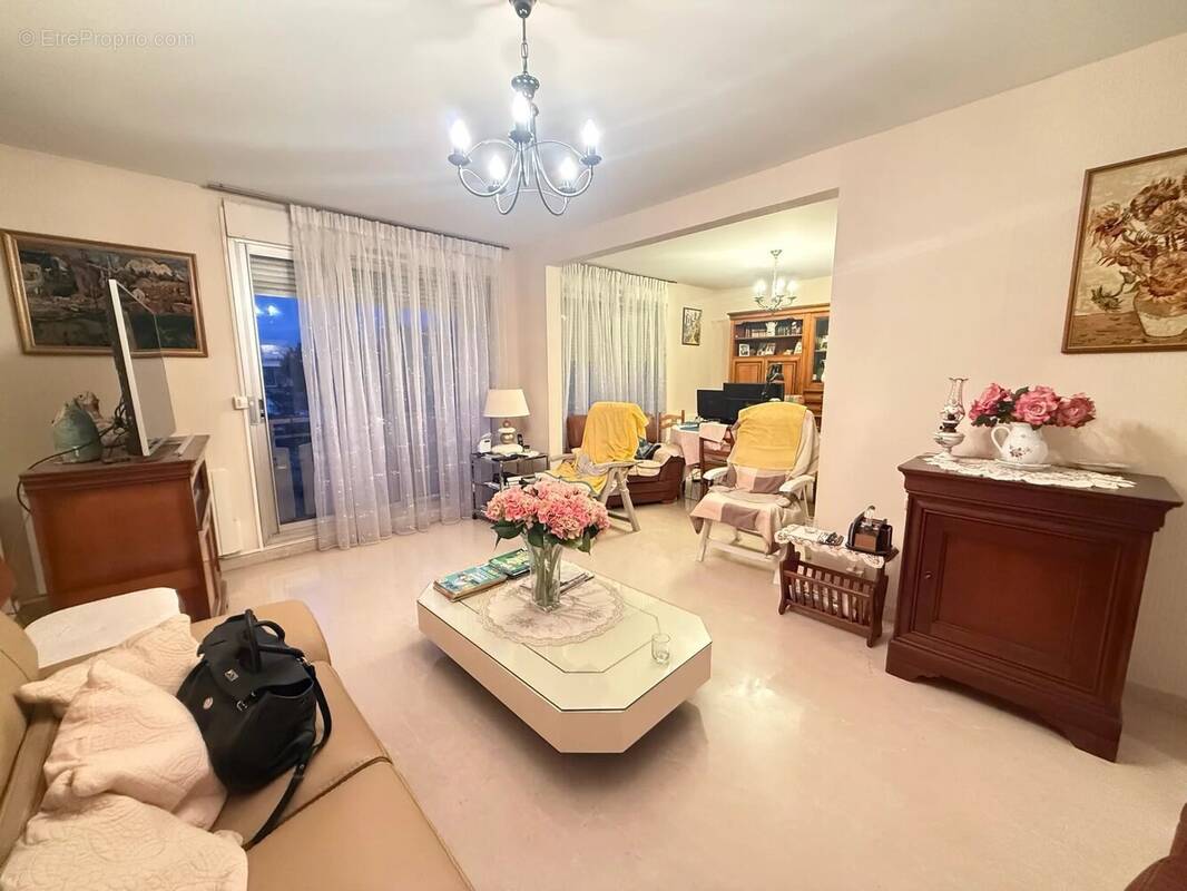 Appartement à MARSEILLE-14E