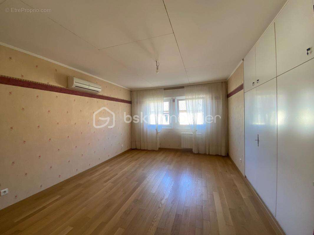 Maison plain pied 5 chambres - photo 8