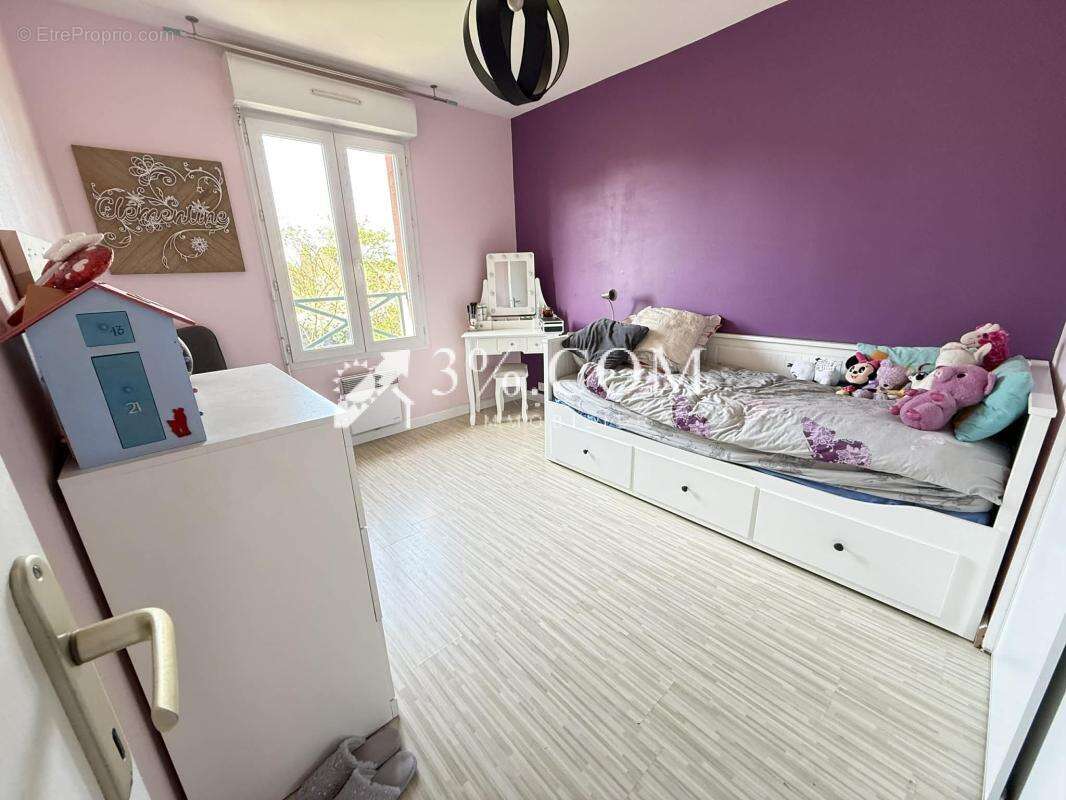 Maison à OSTRICOURT