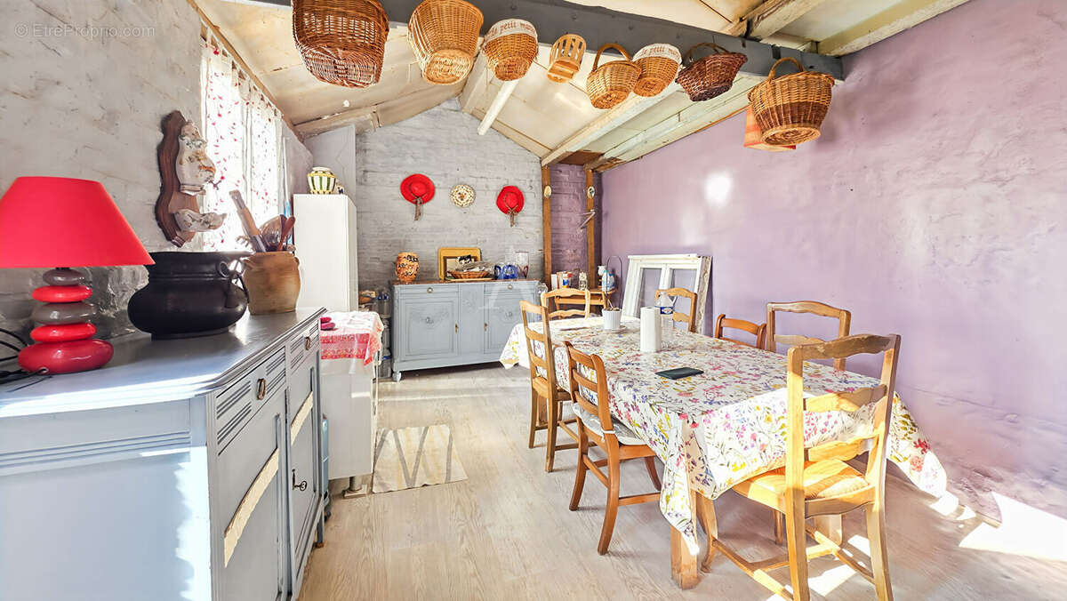 Maison à BEZU-SAINT-ELOI