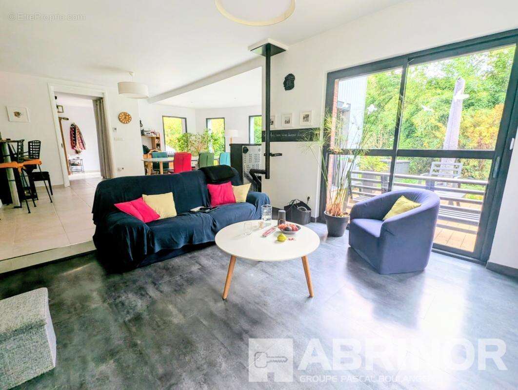 Maison à MARCHIENNES