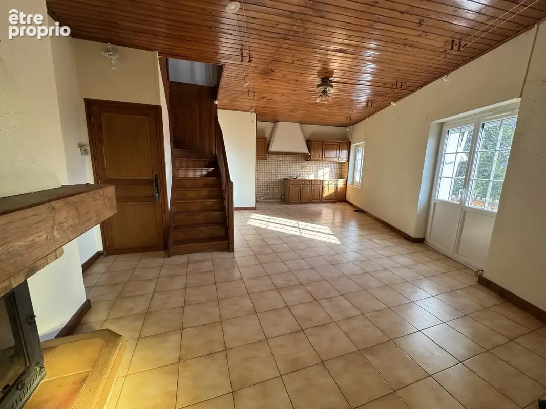 Maison de village en pierre 161 m2 avec dépendance (42) - photo 4
