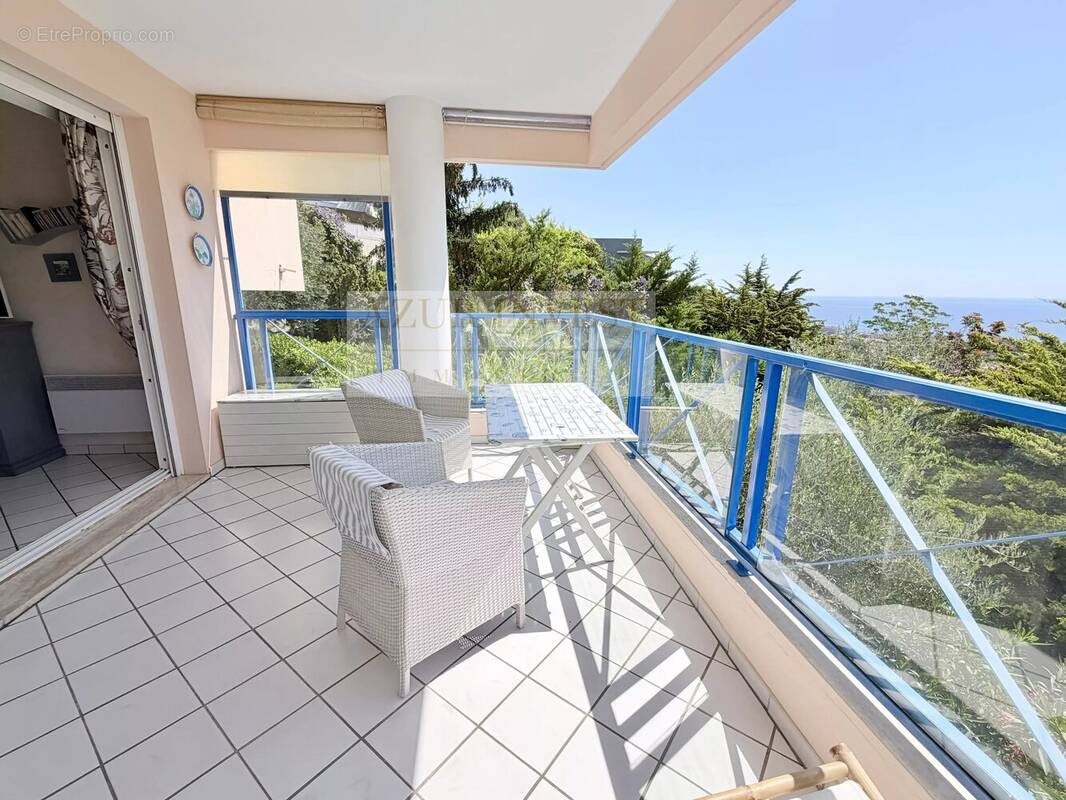 Appartement à ROQUEBRUNE-CAP-MARTIN