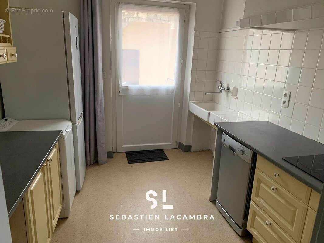 Appartement à SAINT-JUERY