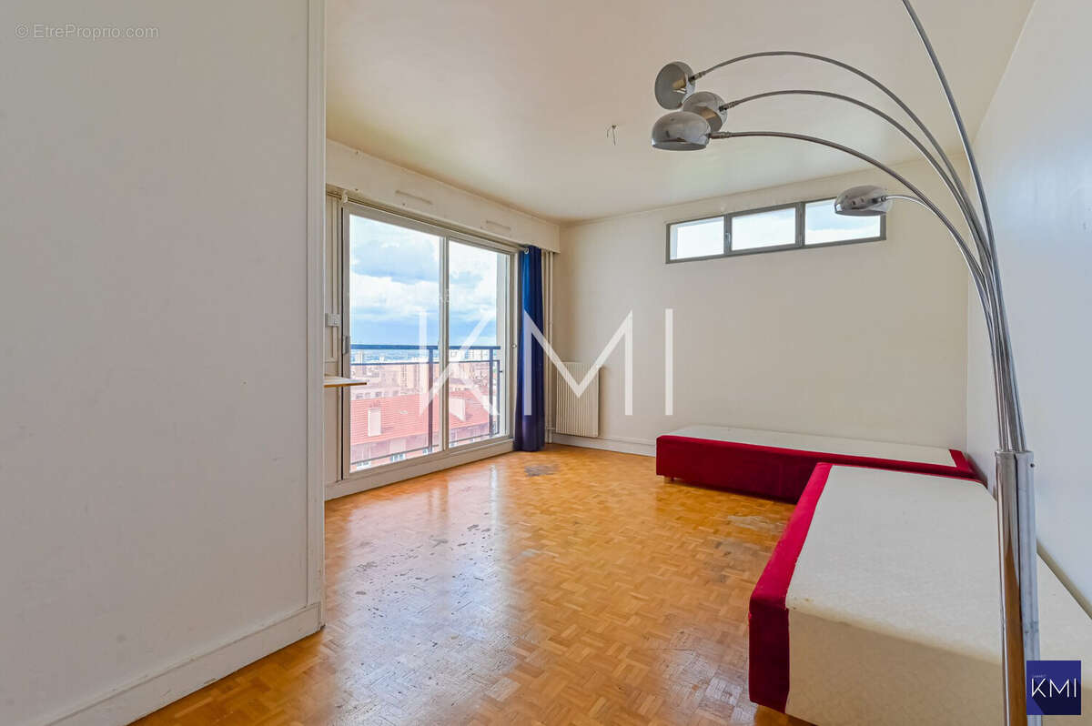 Appartement à PARIS-19E