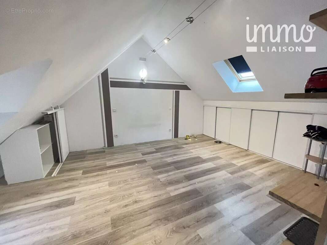 Maison à JOUE-SUR-ERDRE