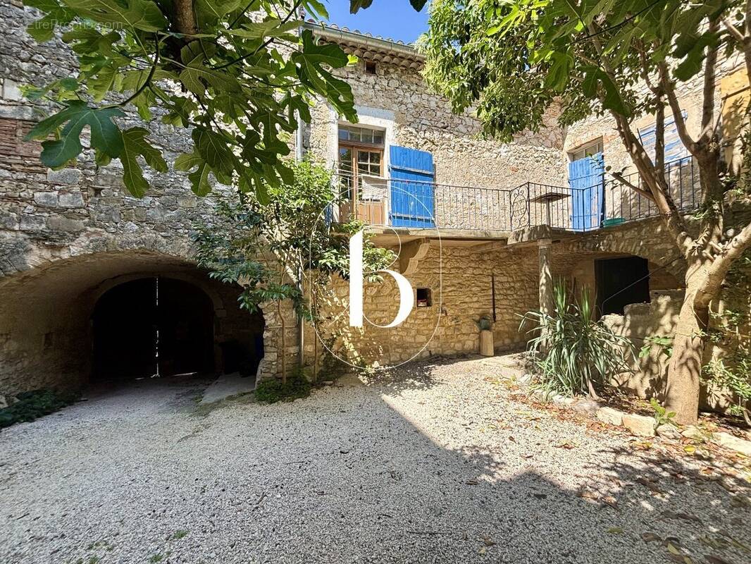 Maison à UZES
