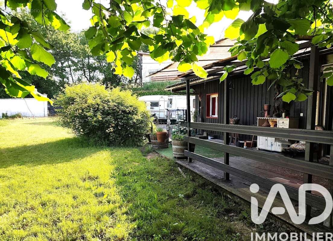 Photo 8 - Maison à LUSSAC