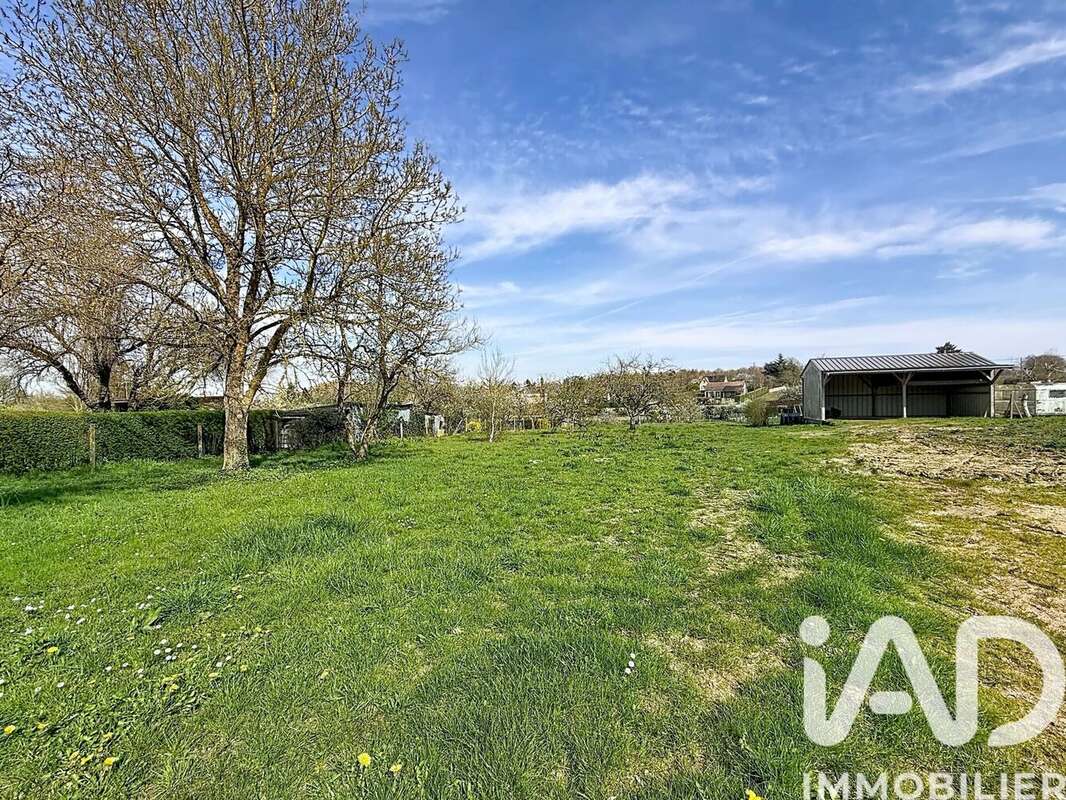 Photo 4 - Terrain à SAINT-JULIEN-DE-CHEDON