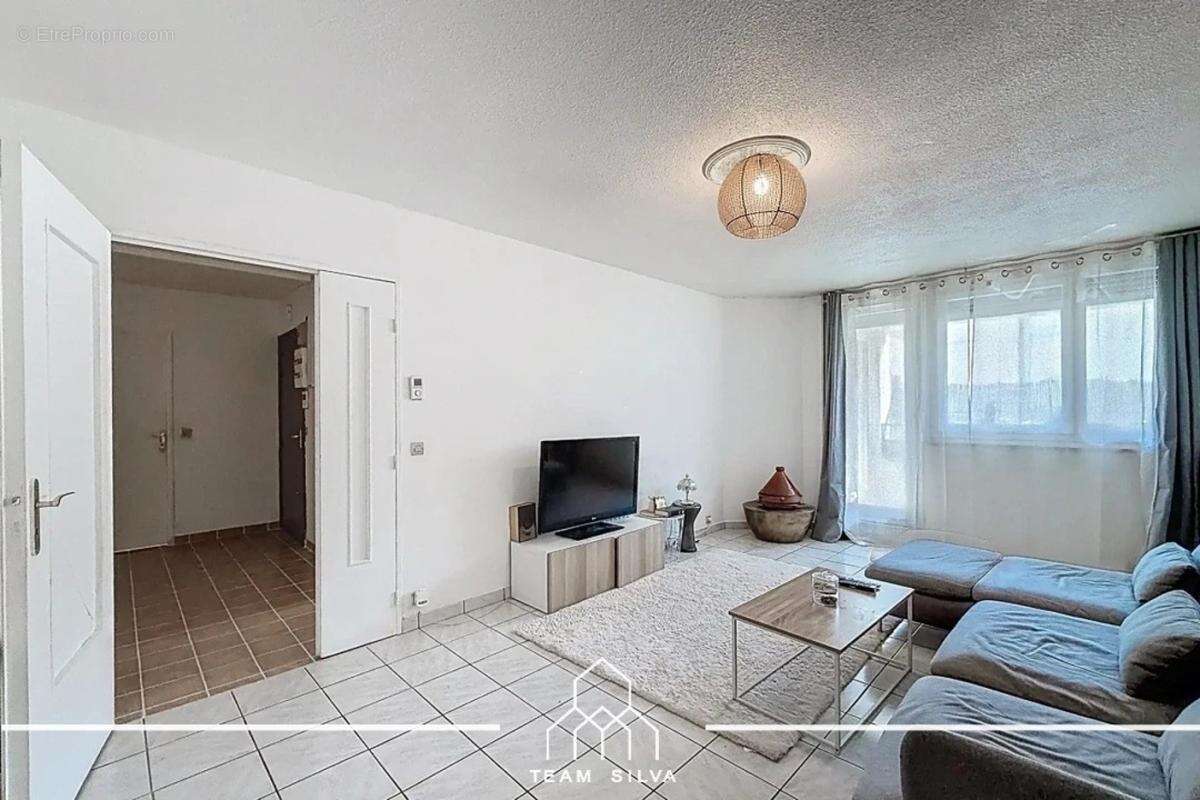 Appartement à FEYZIN