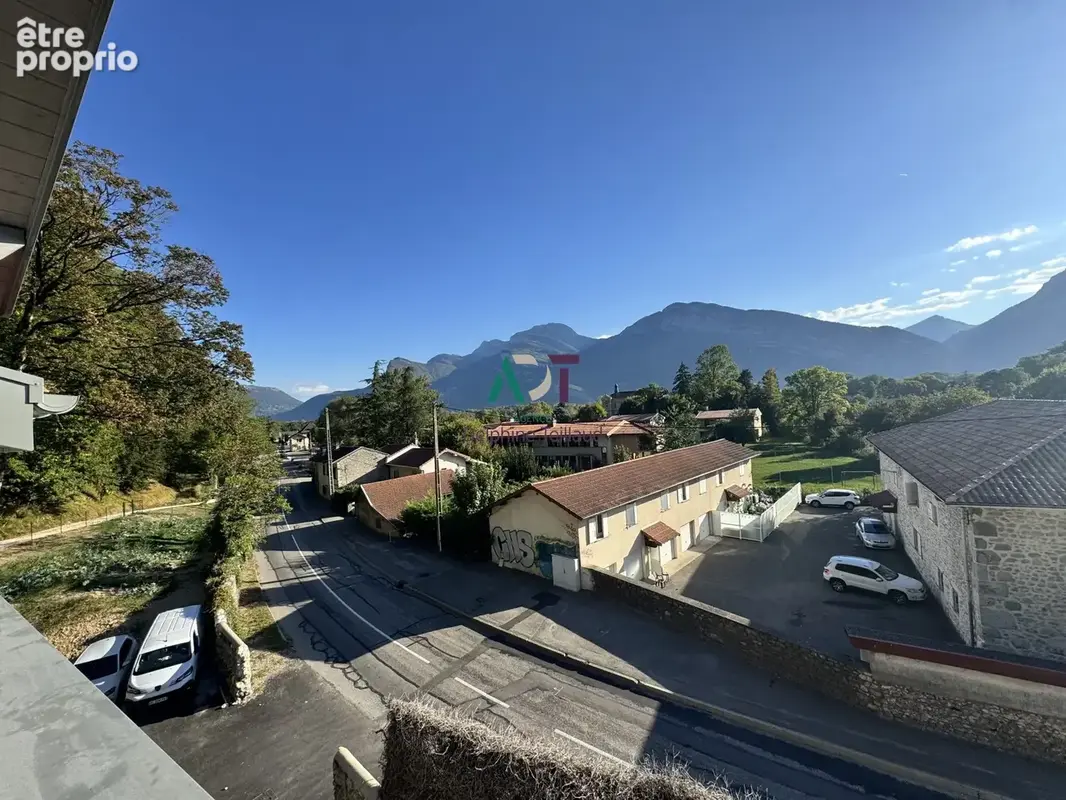 Appartement 4 pièces 102 m² à vendre à Noyarey (38360) - photo 2