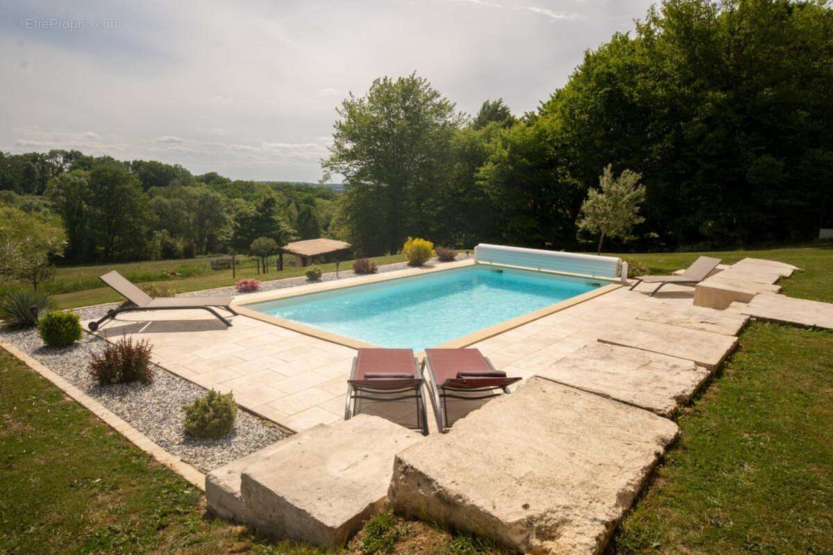Maison à NONTRON