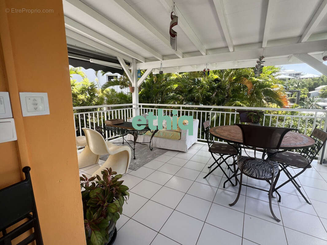 Maison à SAINTE-ANNE