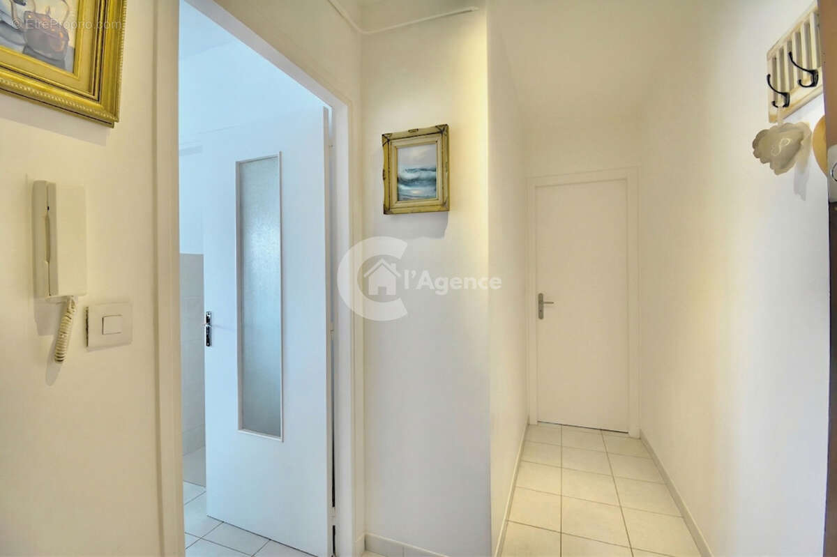 Appartement à LE CANNET