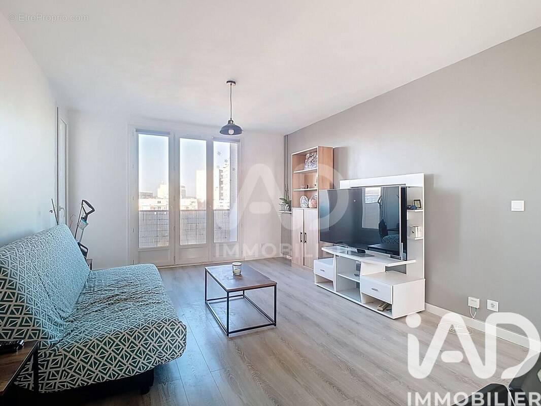 Photo 1 - Appartement à MELUN