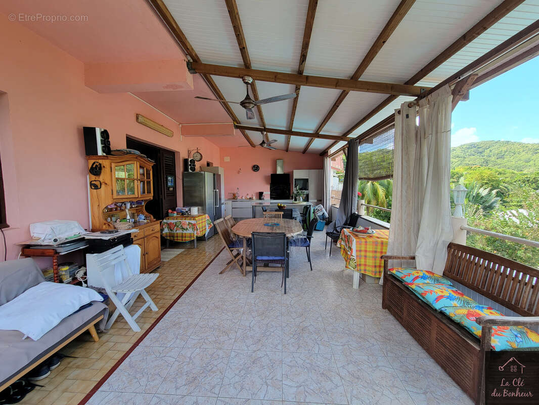 Appartement à LES TROIS-ILETS