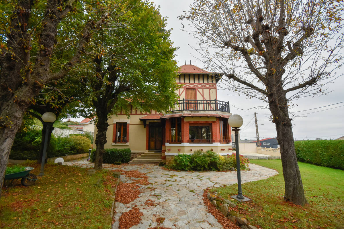Maison à BRIOUDE