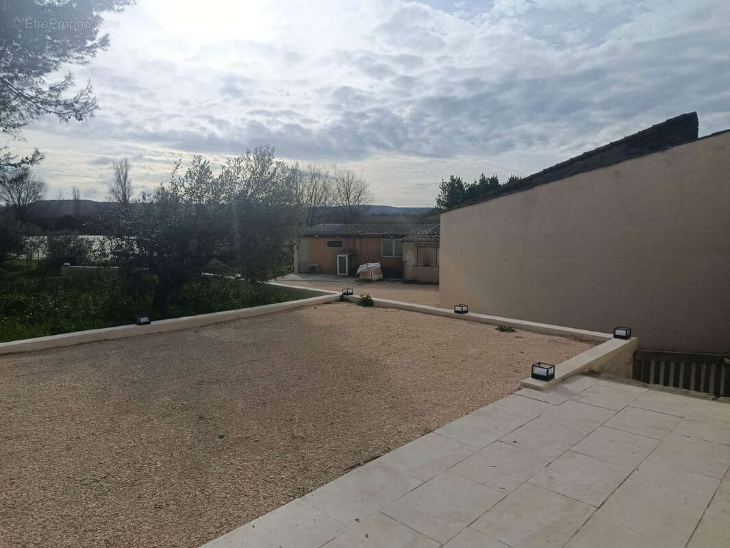 Maison à CASTILLON-DU-GARD