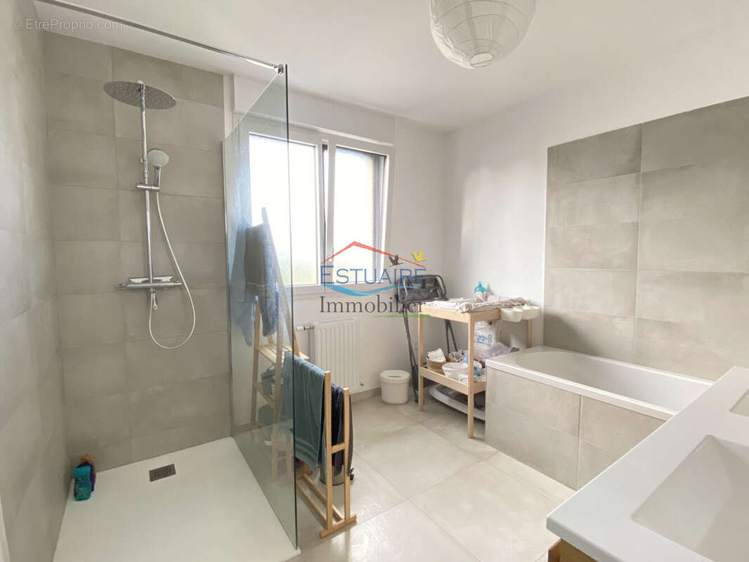 Maison à LE TEMPLE-DE-BRETAGNE