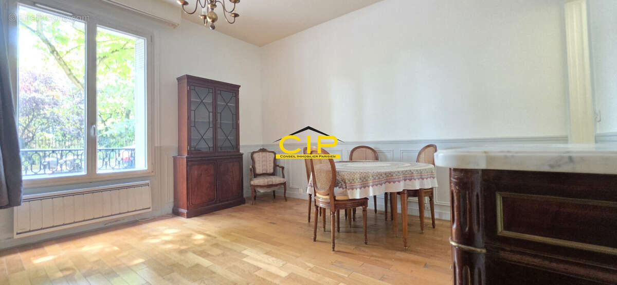 Appartement à PARIS-19E