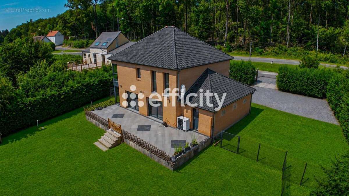 Maison 158 m² à Gognies-Chaussee  - photo 4