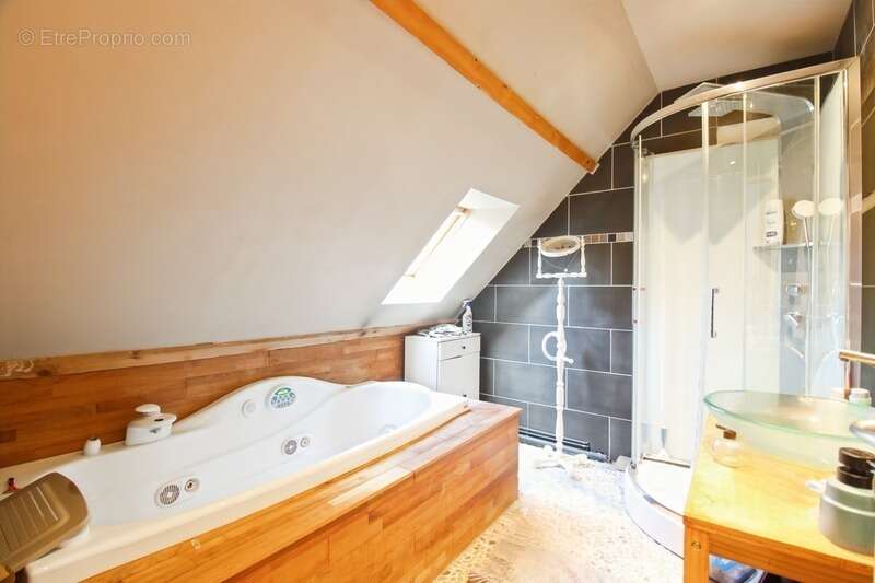 Maison à SAINT-SULPICE